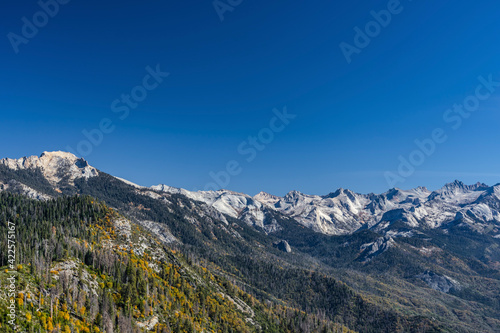 Wallpaper Mural mountains in the mountains Torontodigital.ca