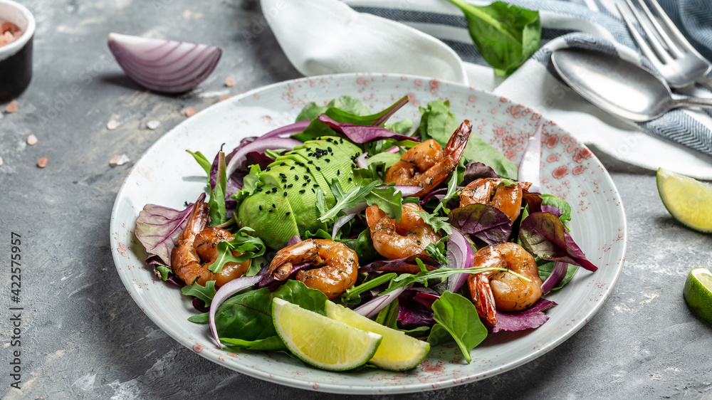 Fresh salad plate with shrimp, avocado, onion, mixed greens. Healthy eating concept. Detox diet. Vegetarian lunch. Weight loss. Cleanse program Fresh salad plate with shrimp, avocado, onion, mixed greens. Healthy eating concept. Detox diet. Vegetarian lunch. Weight loss. Cleanse program