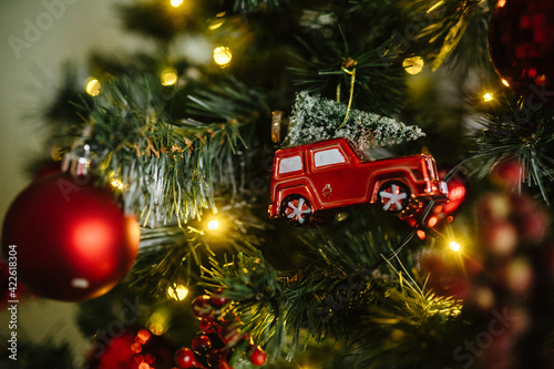 The red car on the Christmas tree is big plan