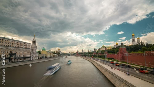 Moscow timelapse view of the moscow river and kremlin palace. Boats cruising and massive clouds around 4k timelapse panorama russia