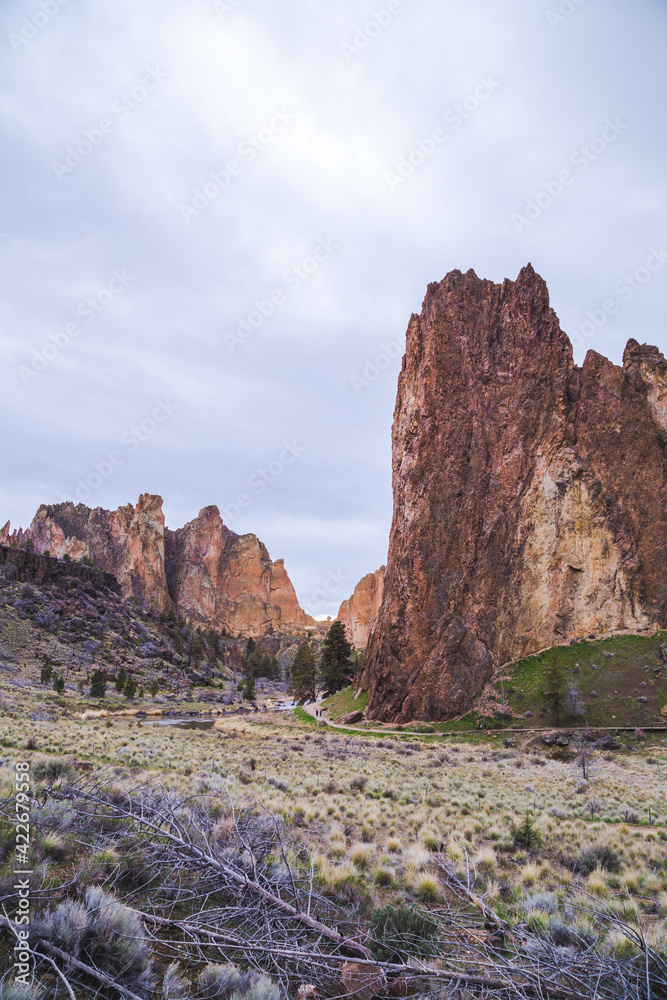 Smith Rock State Park, Oregon State Park, Rock Formations in Terrebonne