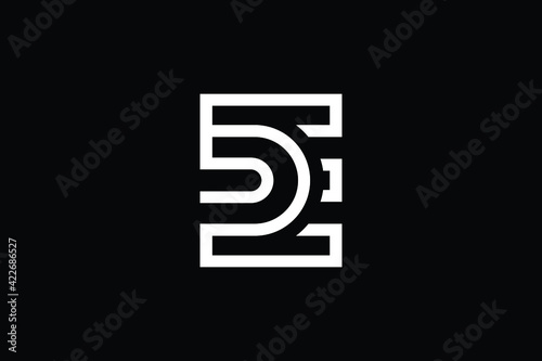 ED logo letter design on luxury background. DE logo monogram initials letter concept. ED icon logo design. DE elegant and Professional letter icon design on black background. E D DE ED