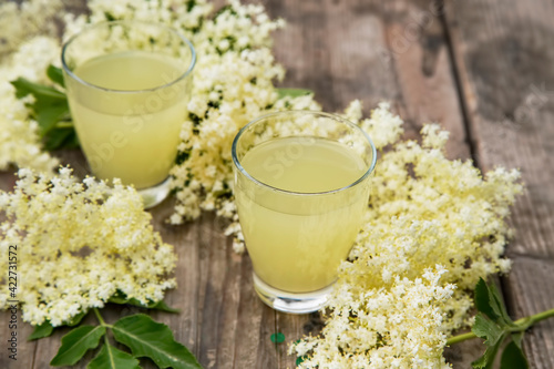 Fresh elderflower and lemon lemonade or cordial