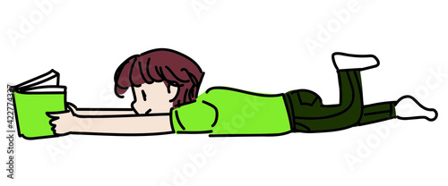 寝転がって本を読む少年のイラスト