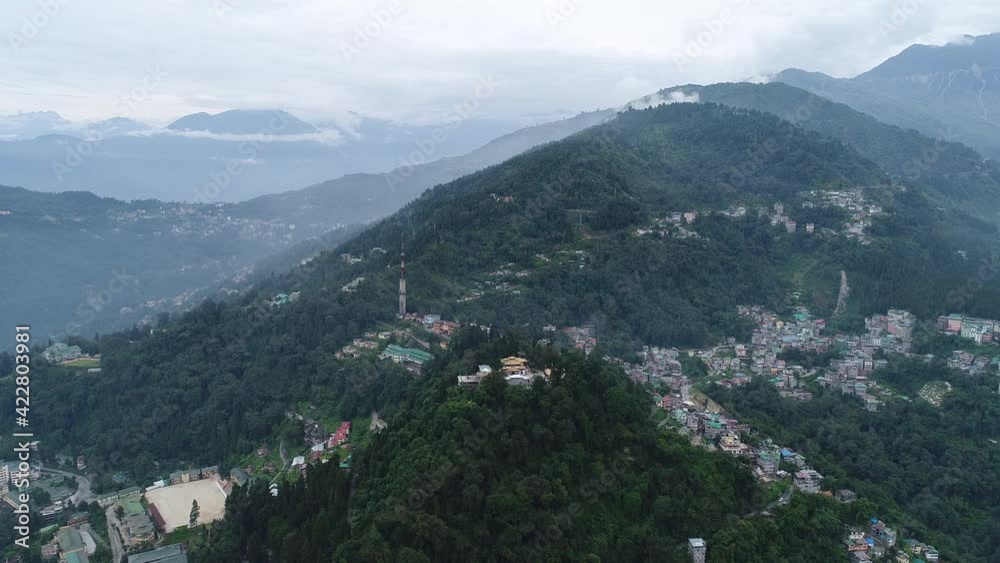 Ville de Gangtok dans le Sikkim en Inde vue du ciel