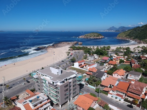 Aerial view of Piratininga beach in Niterói, Rio de Janeiro. Sunny day. Drone photo photo