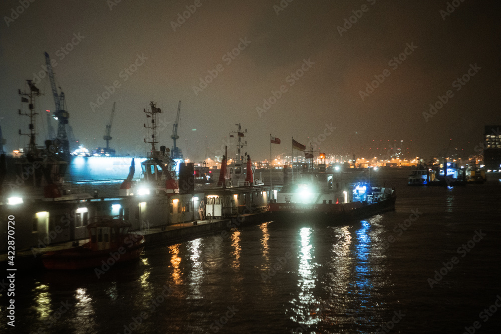 Hamburger Hafen (Black Pro Mist)