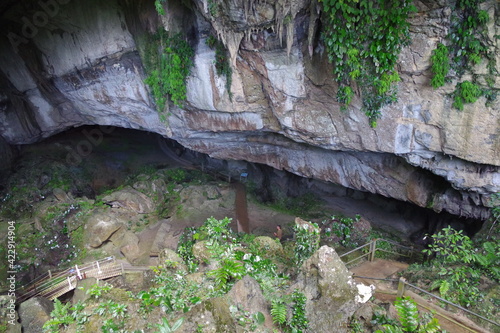 マレーシア　ボルネオ島　世界遺産グヌン・ムル国立公園のクリアウォーターケイブ