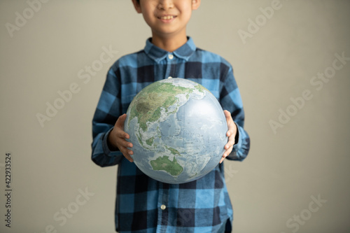 Elementary School Student Thinking about Environmental Problems