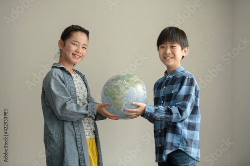 Elementary School Student Thinking about Environmental Problems