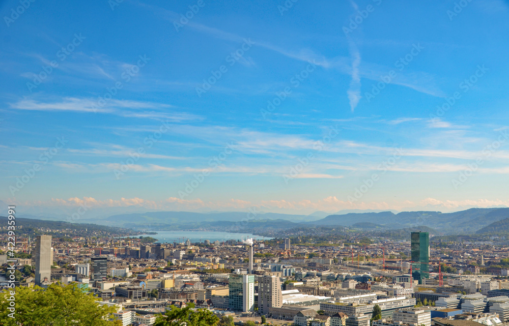 panoramablick über Zürich und den Zürichsee