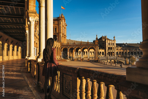 Fotografie Young and sexy woman tourist in Spain Square of Seville, place of Star Wars