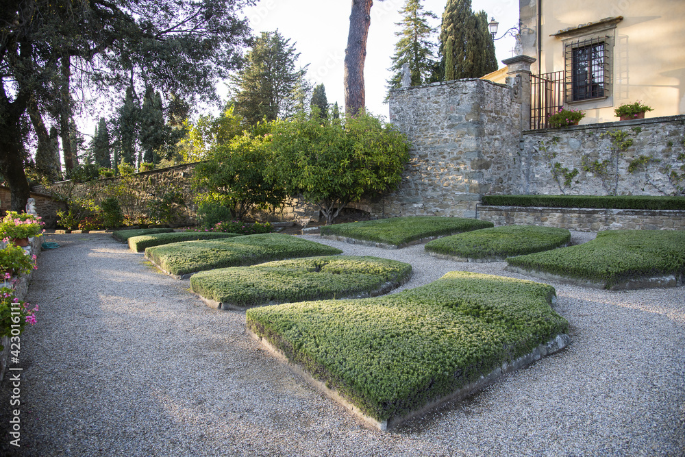 Albola: il giardino della villa