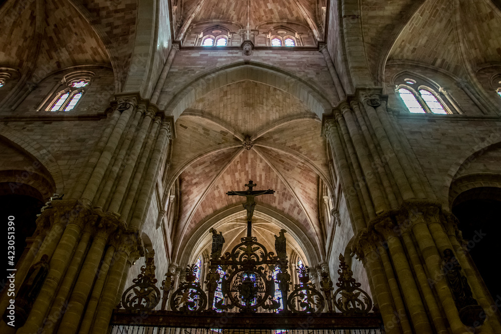 Bóvedas de la cabecera de la Catedral de Sigüenza, España