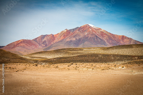volcano in bolivia  altiplano  bolivia