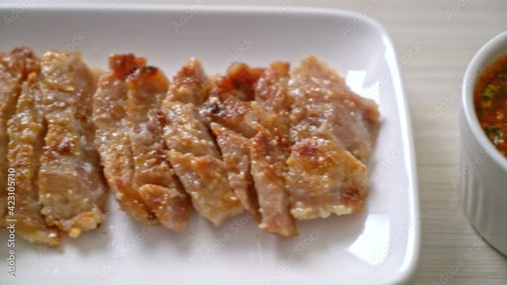 Grilled Pork Neck or Charcoal-boiled Pork Neck with Thai Spicy Dipping Sauce
