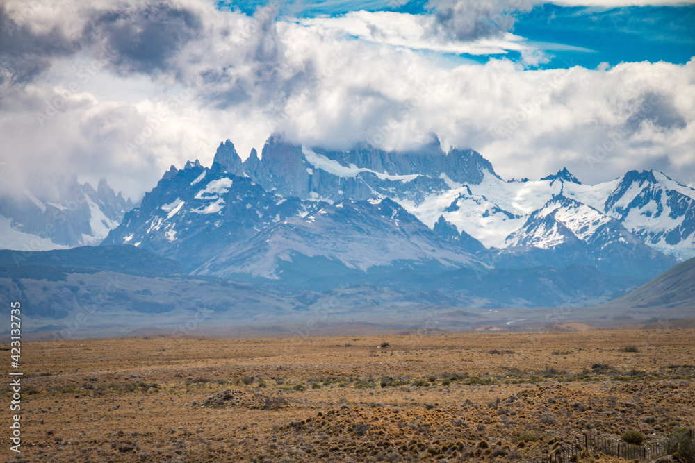 on the way to el chaltén, mount fitz roy, patagonia, argentina, chile, 