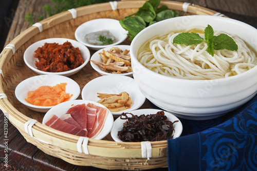 Yunnan cross the bridge rice noodles