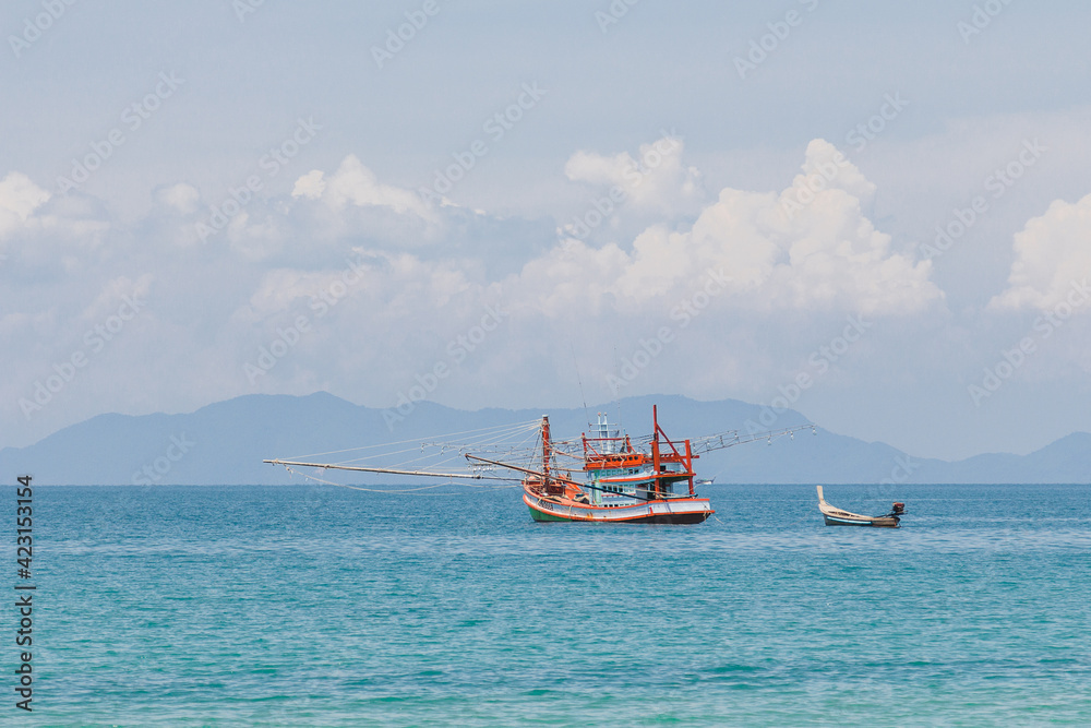 Obraz premium Fishing boat in the Andaman Sea, Indian Ocean. Thailand.