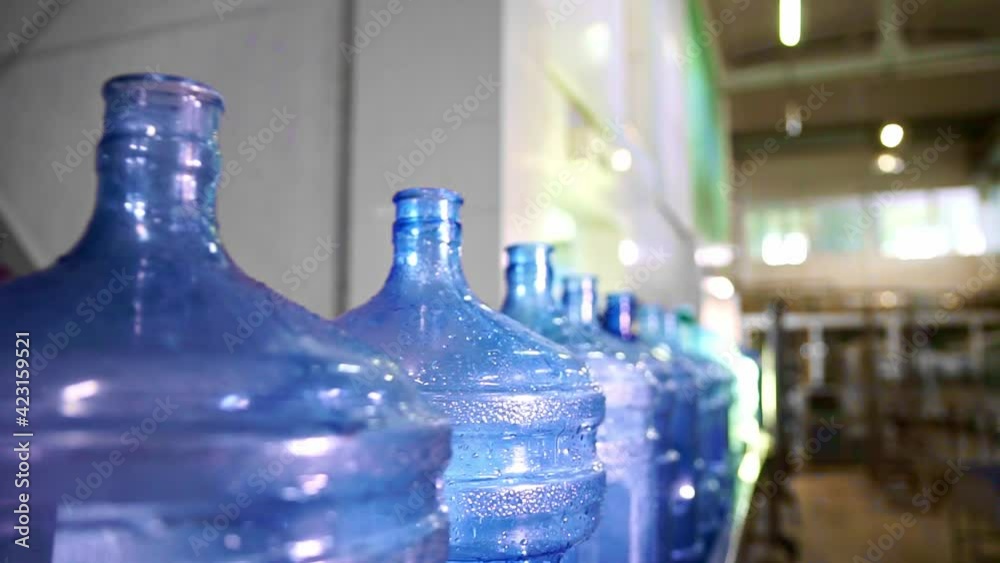 Water production line conveyor slowmotion Water production line conveyor slowmotion