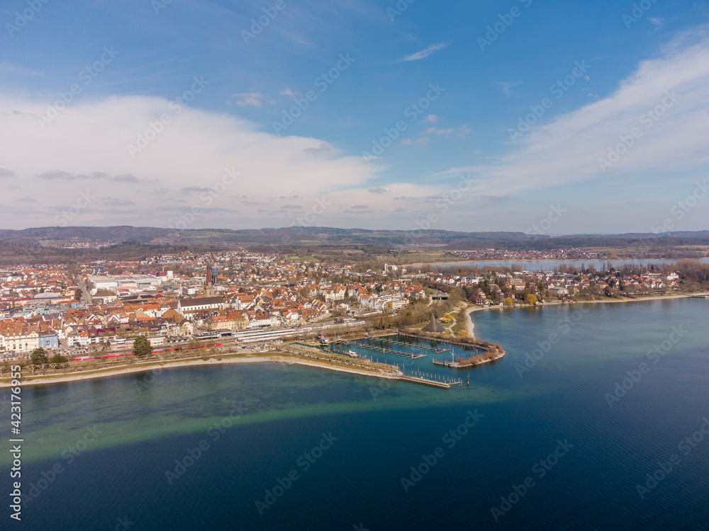 Naklejka premium Die Stadt Radolfzell am Bodensee mit dem Yachthafen