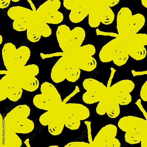 Hand drawn yellow clover leaf background. Seamless pattern. Vector background