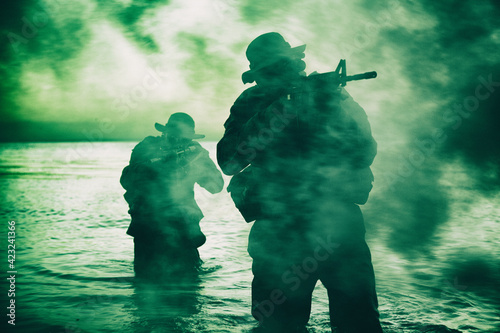 Canvas Print Commando soldiers walking in water, army special operations forces fighters snea
