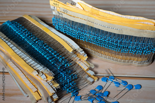 resistor and capacitor for electonic part