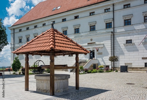Obraz na płótnie studnia zamkowa Sandomierz w salonie
