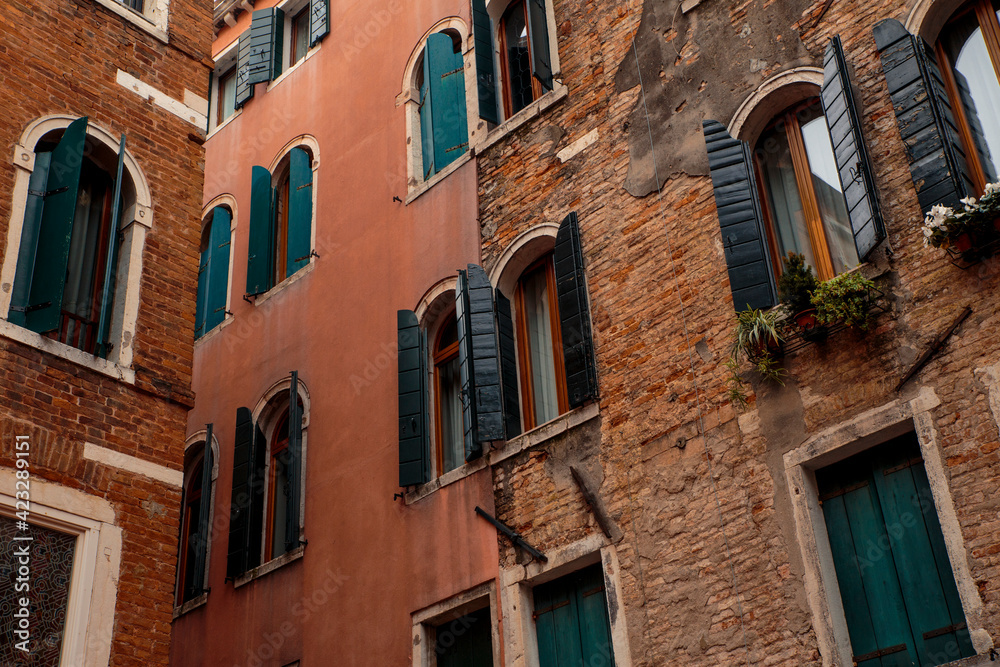 Ventanas Edificio en Venecia