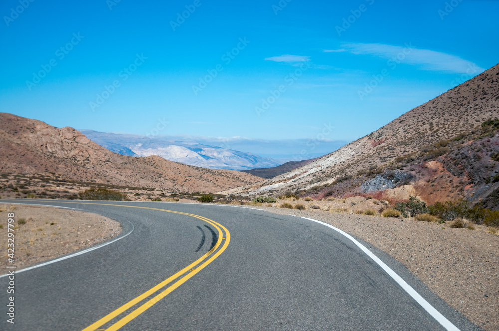 Camino de montaña