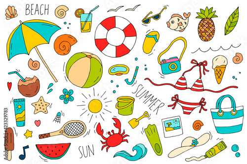 Set of elements on a summer theme. Vacation, sea, beach, rest. Doodle. Vector. Hand-drawn illustration.
