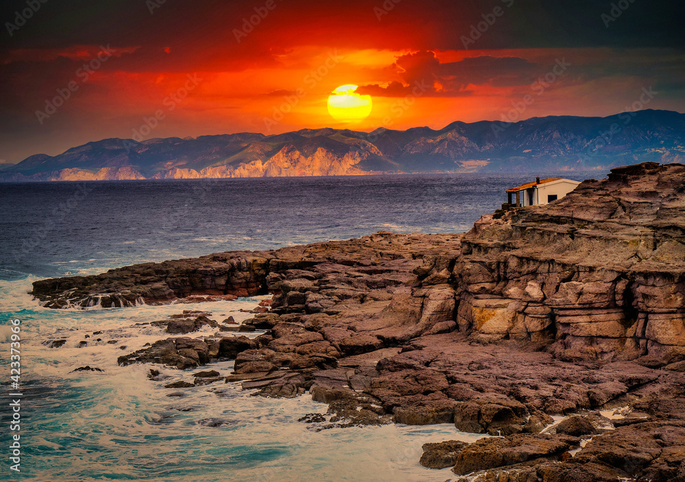 Spettacolare alba nell'isola di san pietro, sardegna Stock-Foto | Adobe  Stock