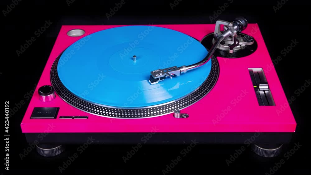 Blue vinyl and pink dj turntable stop motion