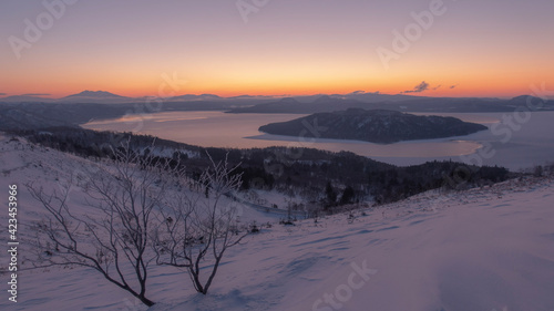 冬の美幌町 美幌峠の夜明け前の風景 © TATSUYA UEDA