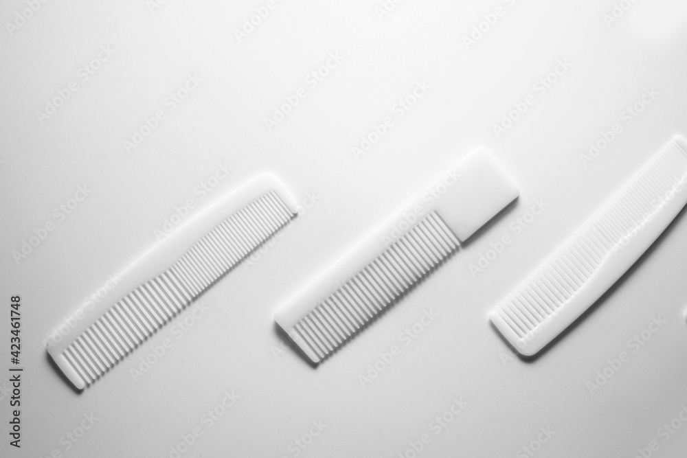 White plastic hair comb White plastic hair comb