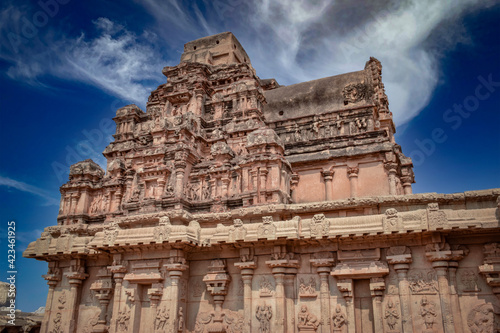 archeological site of a hindu temple from hoysala dynasty © S Satapathy