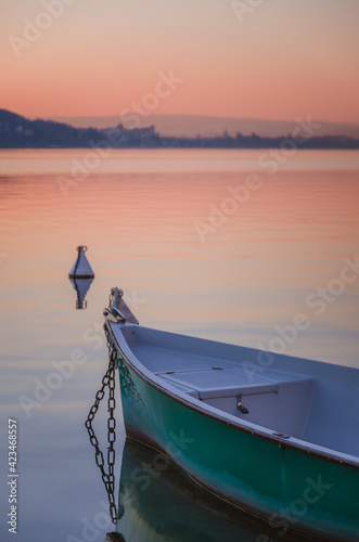 Lac d'Annecy, coucher de soleil au Veyrier du lac photo