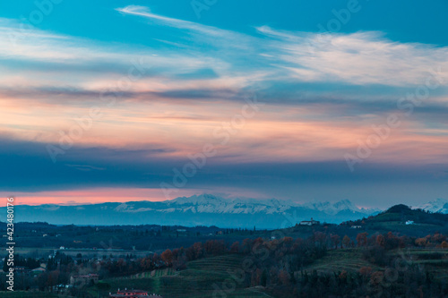 Winter sunset in the vineyards of Collio Friulano © zakaz86