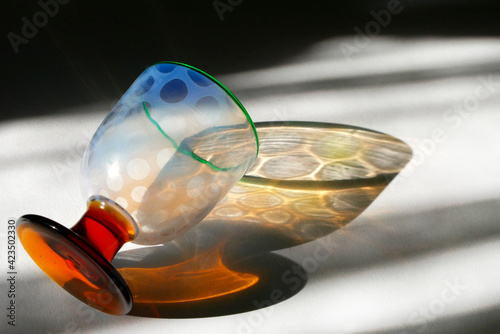 アンティーク氷コップ光のイメージ