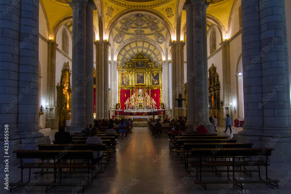 Catedral o Iglesia en Misa en el pueblo de Aracena, provincia de Huelva, comunidad autonoma de Andalucia, pais de España