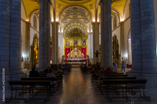 Catedral o Iglesia en Misa en el pueblo de Aracena, provincia de Huelva, comunidad autonoma de Andalucia, pais de España