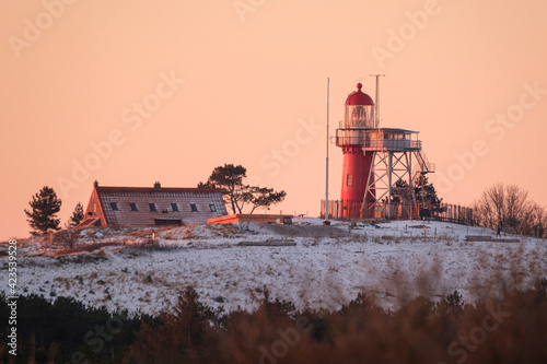 The lighthouse of Vlieland, Vuurboetsduin.
De vuurtroren van Vlieland, vuurboetsduin photo