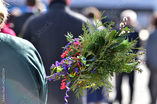 Palmweihe am Palmsonntag in Schörfling (Bezirk Vöcklabruck, Oberösterreich) - Palm consecration on Palm Sunday in Schörfling (Vöcklabruck district, Upper Austria) photo