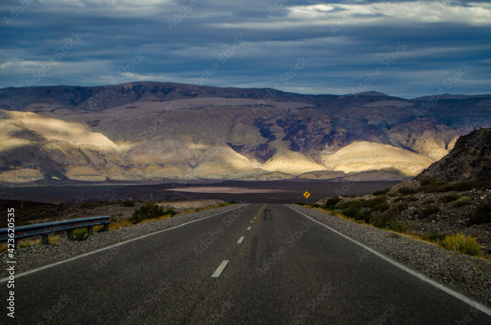 road to the mountains