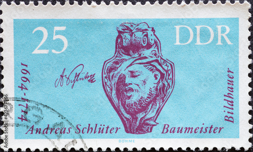 Canvas-taulu GERMANY, DDR - CIRCA 1964  : a postage stamp from Germany, GDR showing the keyst
