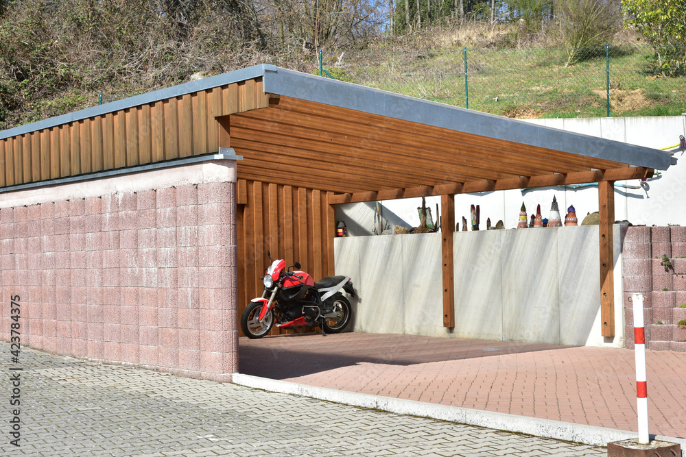 52+ Mauer Aus Pflanzkübeln, Wer eine massive mauer, die dann auch