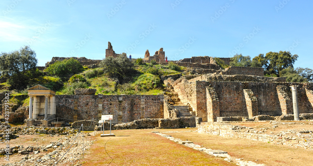 Obraz premium Yacimiento arqueológico de Munigua, Sevilla, España