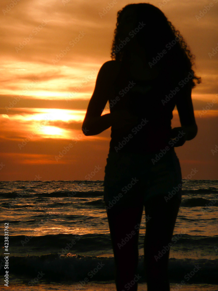 Fototapeta premium Sunset Girl