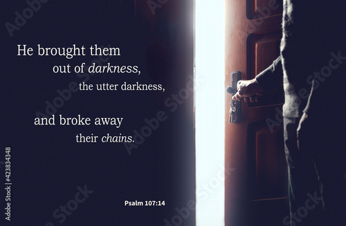 Canvastavla Christian bible verses psalm 107: 14, elderly senior in darkness and light from